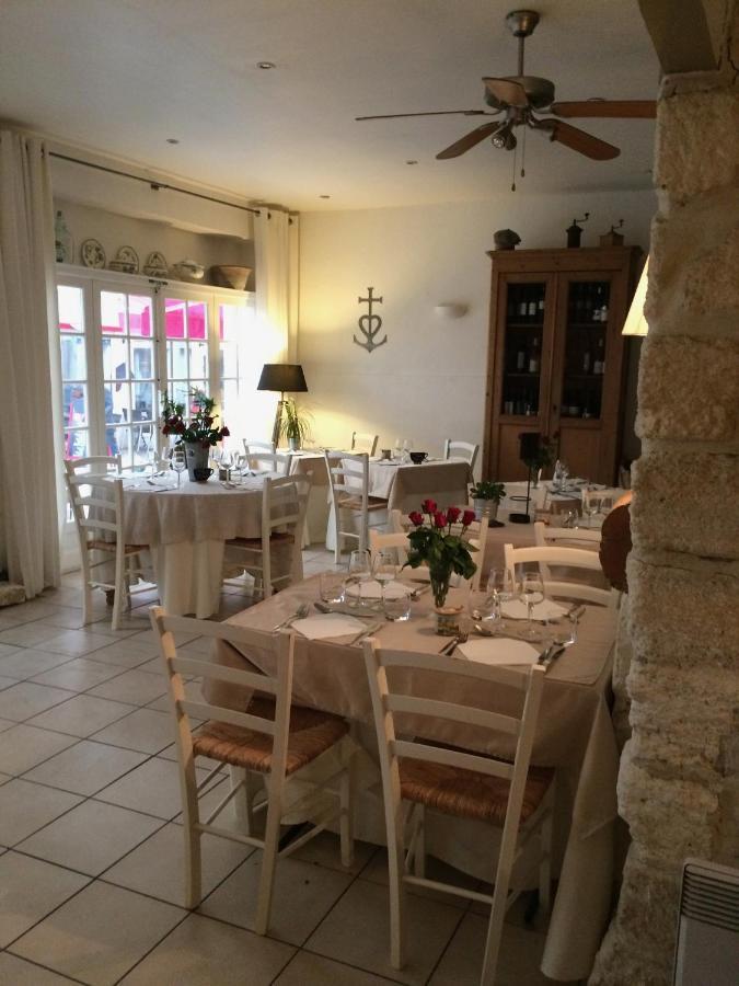 Hotel Restaurant Le Provencal Le Grau-du-Roi Exterior foto